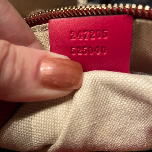 Red Guccissima Boston Bag - Picture 8 of 8